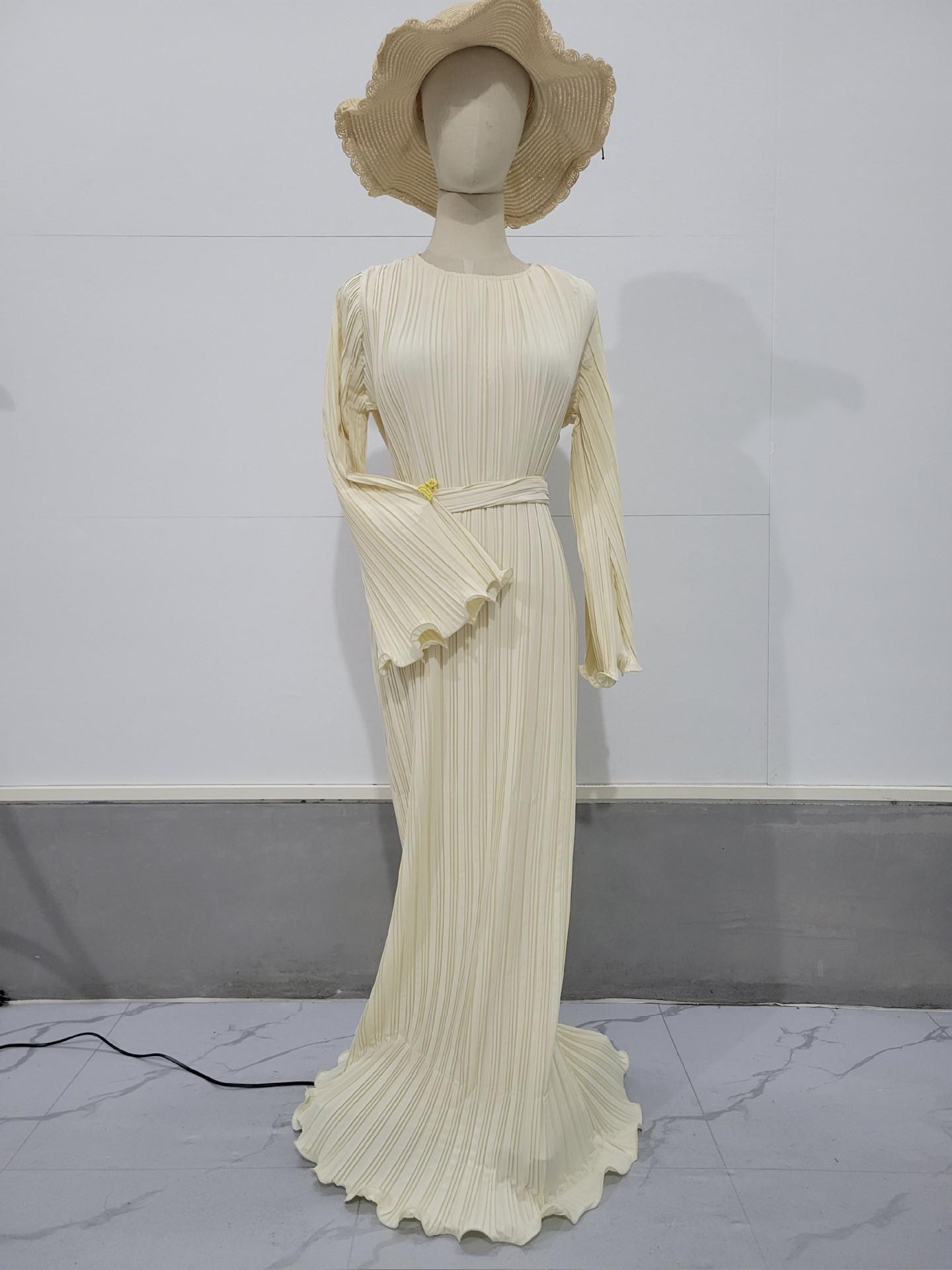 

Платье миди с плиссировкой и рукавами-трубами для женщин, осень 2024 г. XXL слоновая кость