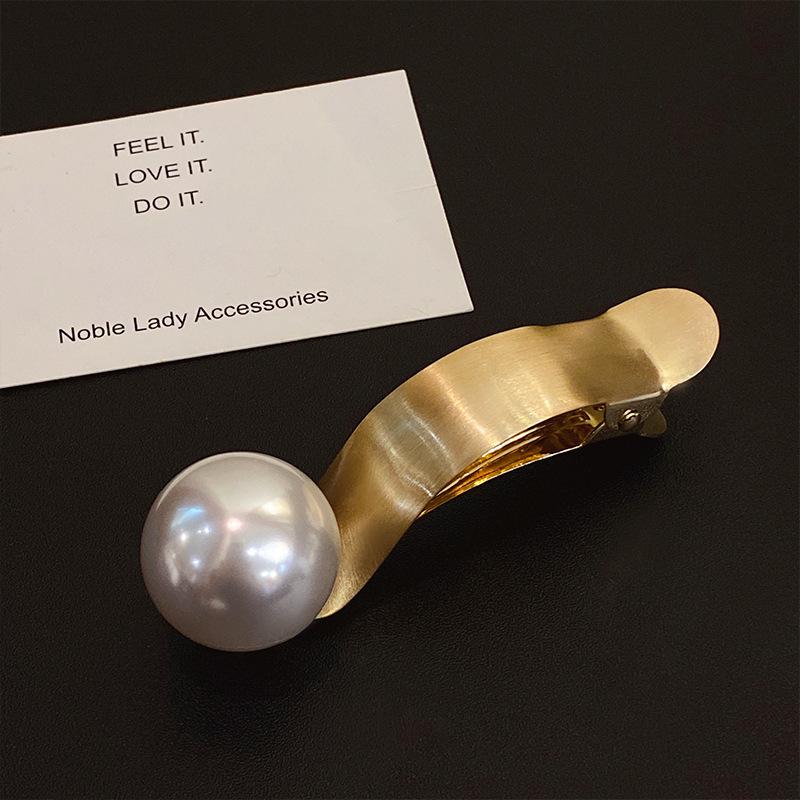 

Fashion Metal Pearl Hair Clip Temperament Duckbill Grip Clip Hairpin Hair Styling Tools Women Girls Hair Accessories Barrette
