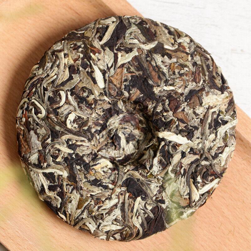 Yunnan Puer Beyaz Tomurcuklar Ham Antik Ağaç Shen Pu Erh Çayı, Ay Işığı Pu'er 100g