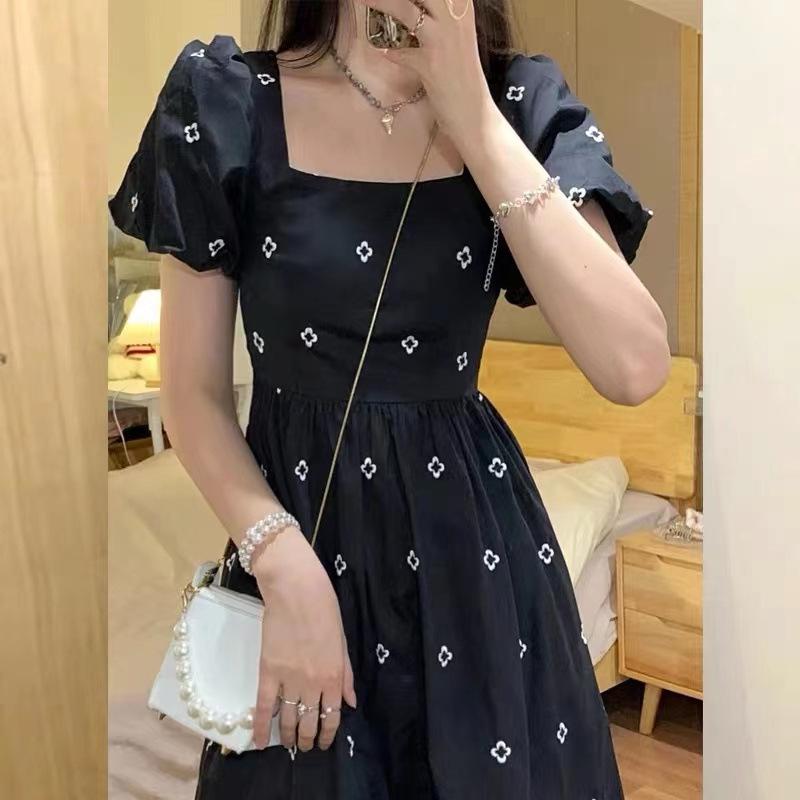 2023 Elegant French Floral Square Neck Black Summer Dress: Slim Waist, High-End Long Skirt for Women