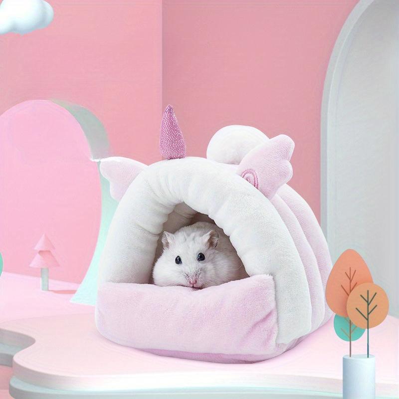 1Pc Hamster Nesting House Golden Bear Sleeping Bag Cotton Nest and Sleeping Bag Keep Hamster Warm and Cozy. light green