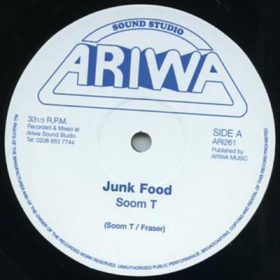 12inch Record SOOM T / MAD PROFESSOR - Junk Food; Version / Rebels Gatheri ARI261 Ariwa 2015 UK Reggae, Ska & Dub