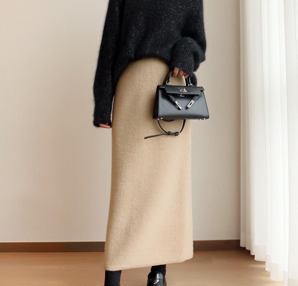 2024 Autumn/Winter Women's Bodycon Knitted Midi Skirt - Temperament Style with Slit