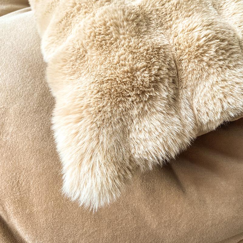 Luxury Faux Rabbit Fur Blanket for Winter Thickened Warm Double Layer Plush Blankets for Bed Fluffy Soft Warmth Quilt Comforter