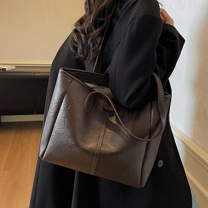 Vintage PU Leather Solid Color Shoulder Bags for Women Tote Bag 2026 Winter Luxury Designer Simple Handbags and Purses