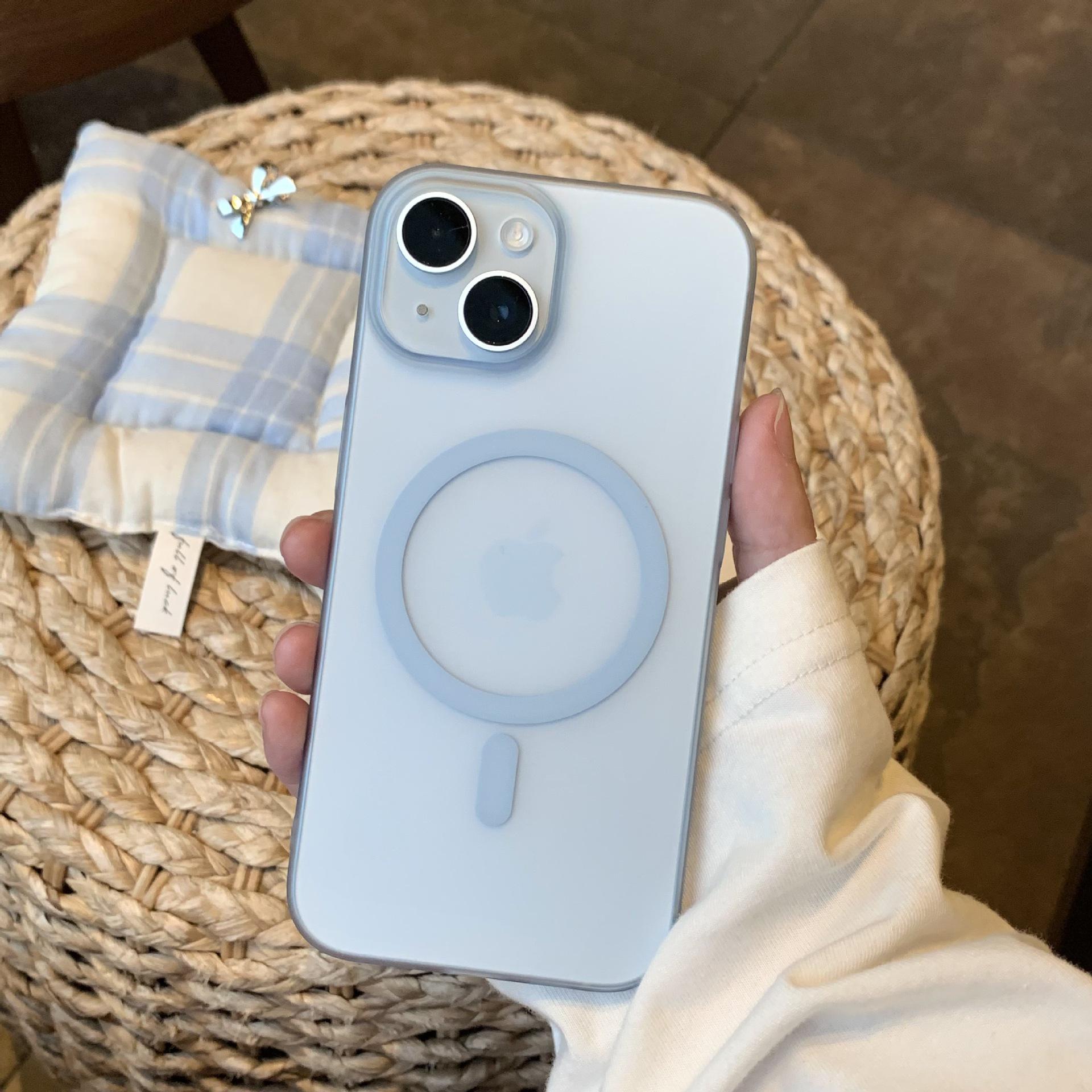 

iPhone 16 Pro Max Ultra-thin Magnetic Frosted Case - Anti-fall Protective Skin Feel iPhone 11 очистить синий