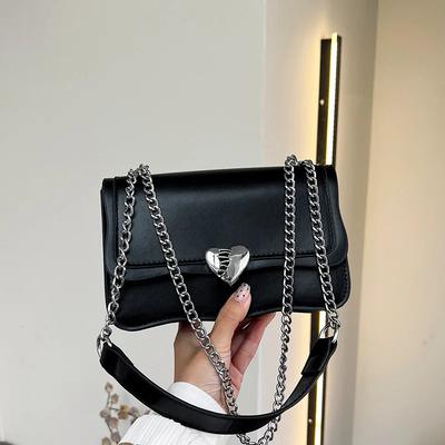 Sac bandoulière pour femme avec design de niche nouvelle mode aisselles petit carré sac à bandoulière polyvalent haute qualité