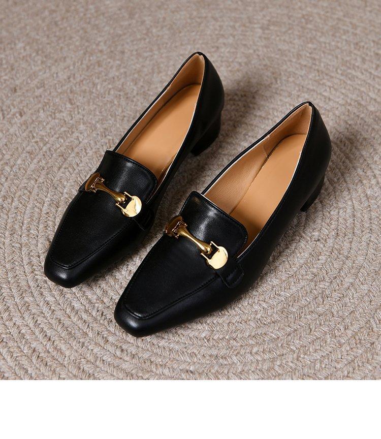 

Французские элегантные ретро маленькие кожаные туфли для женской верхней одежды 2024 осень новая толстый каблук средний каблук темперамент модные женские одинарные туфли 34 чёрный