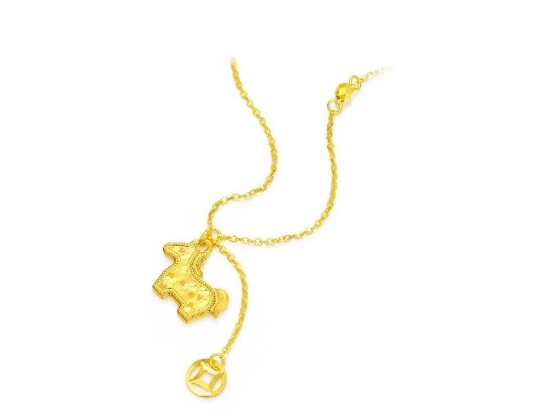 Nickel Silver Plated Crushed Ice Golden Horse Tassel Necklace: Zodiac Year of the Horse, High-End Feel.