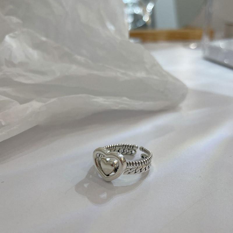 Elegant Korean Style Hollow Heart Shaped Ring For Women Perfect For Gifts