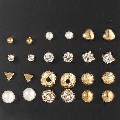 Módna sada 12 párov Trendy štýl Dámske štvorcové náušnice s kryštálom v tvare srdca pre ženy s prepichnutým uchom Náušnice s kvetom zo syntetickej perly