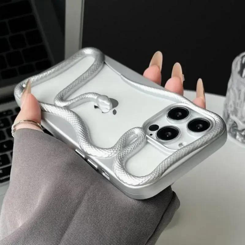 

Чехол для телефона с мягкой резиновой рамкой и полым змеиным рисунком для iPhone 11 12 13 14 15 16 Pro Max, защитный объектив, нестандартный противоударный чехол For iphone 14Pro