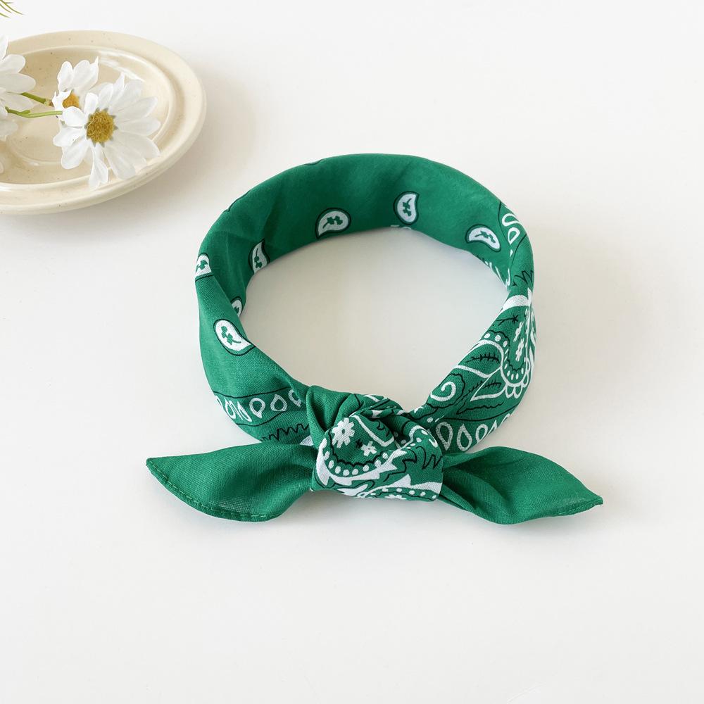 Langer Satinschal für Frühling und Sommer für Damen, Sonnenschutzschal, modischer langer Satinschal mit Schönheitsszene, vielseitiger Reiseschal