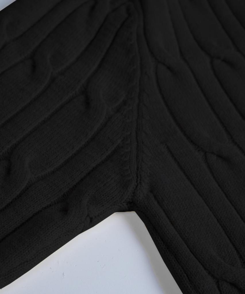 BIRBANTE Soft Washable Cable Round Knit - Black