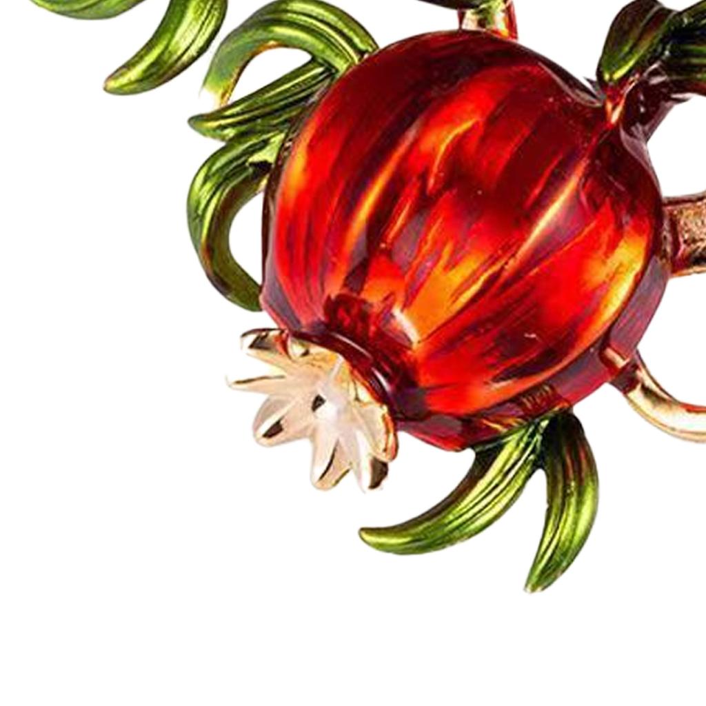 Beautiful Pomegranate Accessory Alloy Badge Fashion Brooch Clothing Jewelry Suitable for Gifting or Own Collection