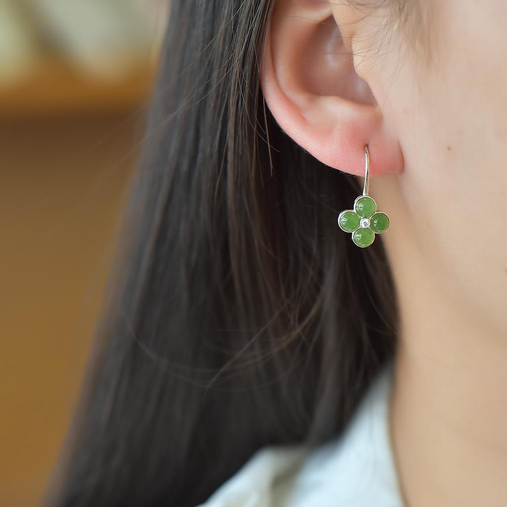 Xinjiang Hotan Jade S925 Silver Inlaid Jasper Clover Earrings