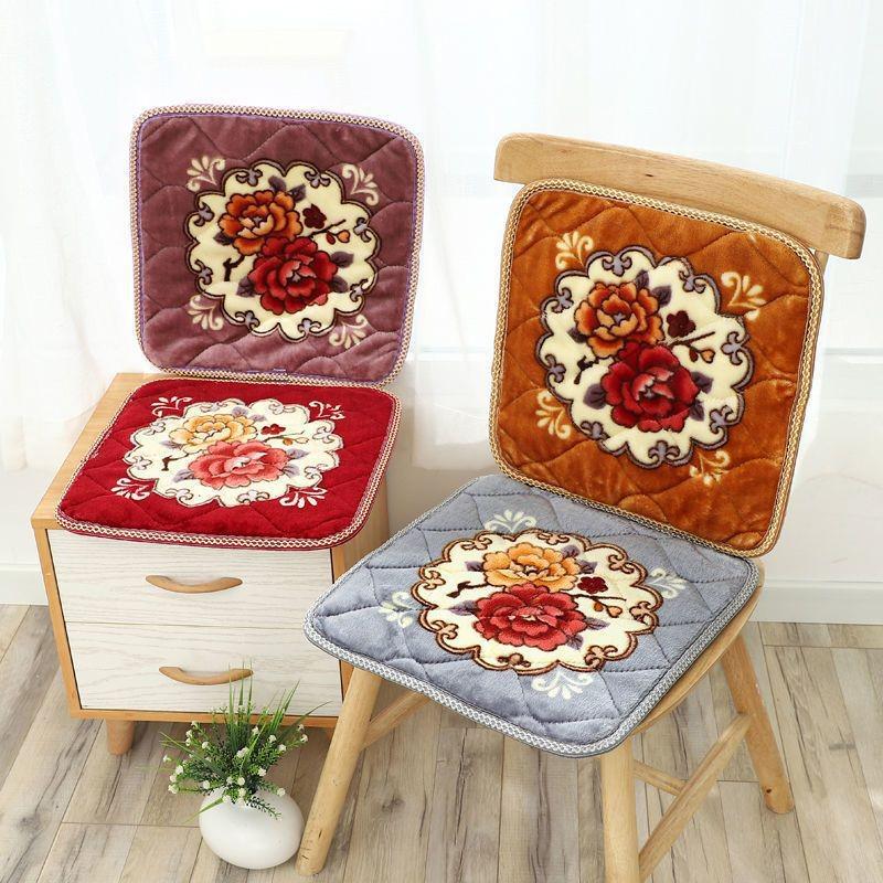 Cozy Flannel Plush Chair Pad: Winter Thickened & Enlarged Cushion for Office, Sofa, or Stool.