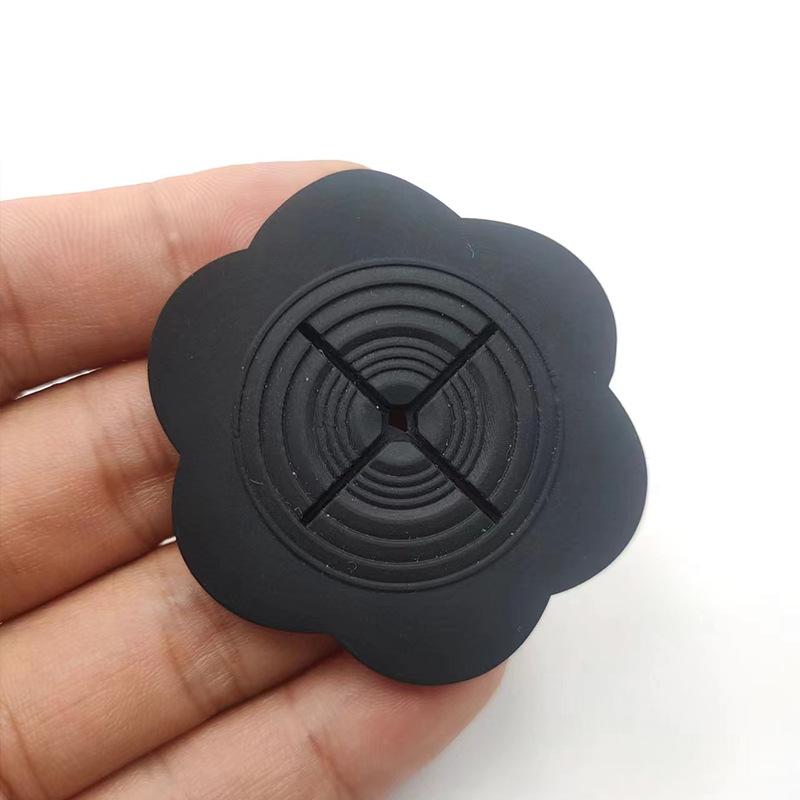 1PCS Non-slip Corner Knot Buckle Skirt Clip Women's Waist Hem Corner Buckle T-shirt Versatile Scarf Buckle