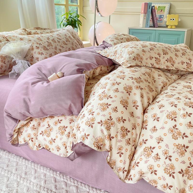 Bedding Four-piece Set Printed Bed Sheet Quilt Cover Pillowcase Set