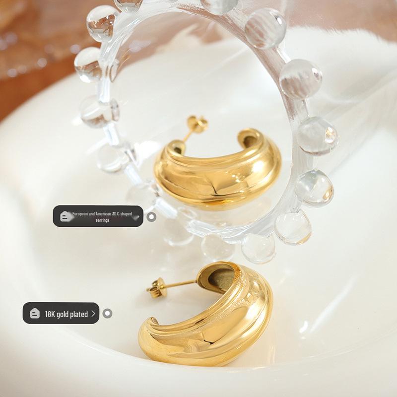 Minimalist C-Shaped Textured Earrings: Titanium Steel Plated 18K Gold - European & American Style for Autumn/Winter (F229)