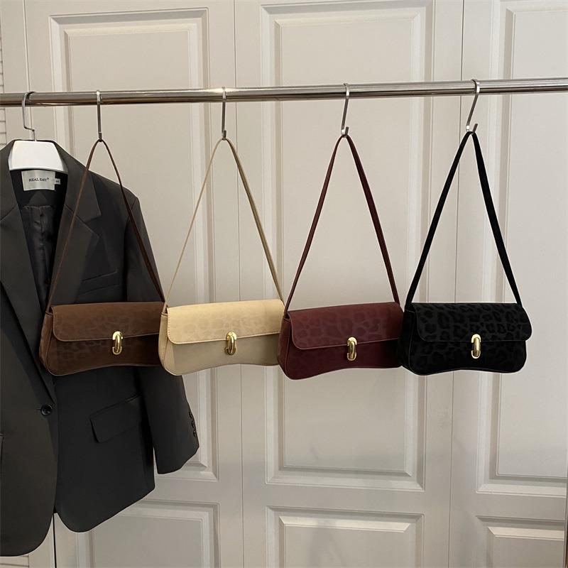 Deerskin Fleece Lock Largecapacity New Winter Beautiful Fashion Single Shoulder Underarm Small Square Bag Women