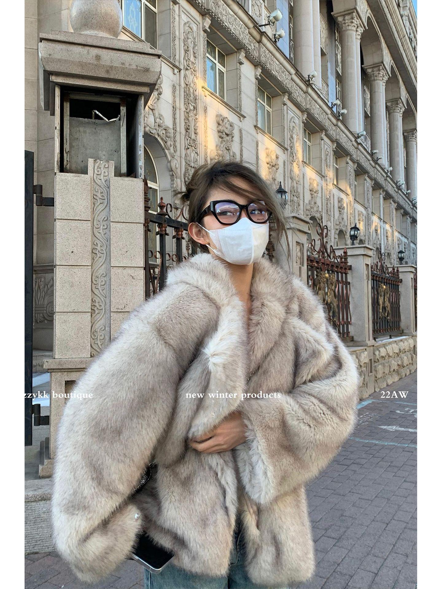 

Новое женское полупальто из искусственного меха Toka с большим лацканом и свободного кроя Large