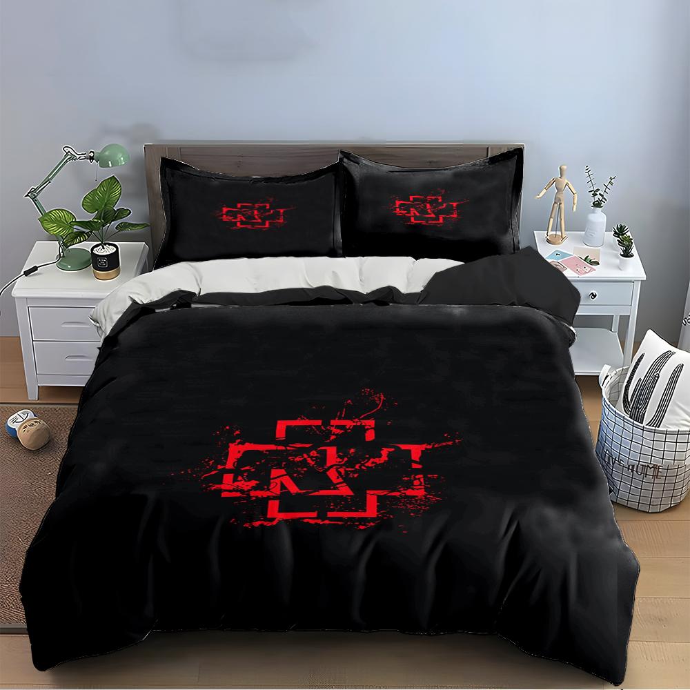 Black Bedding Set with Red Geometric Design Bedding Set (1 Duvet Cover, 2 Pillowcases, Duvet Not Included)