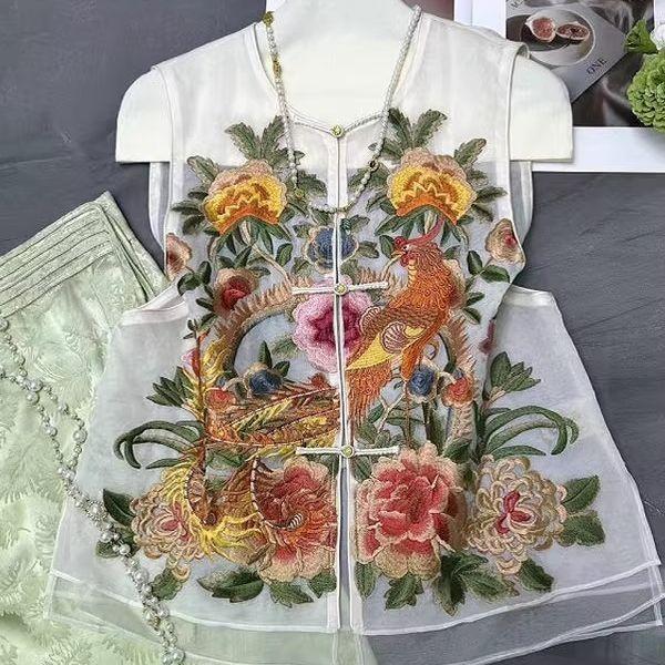 2025 summer new buckle sleeveless embroidered vest vest vest vest top versatile thin