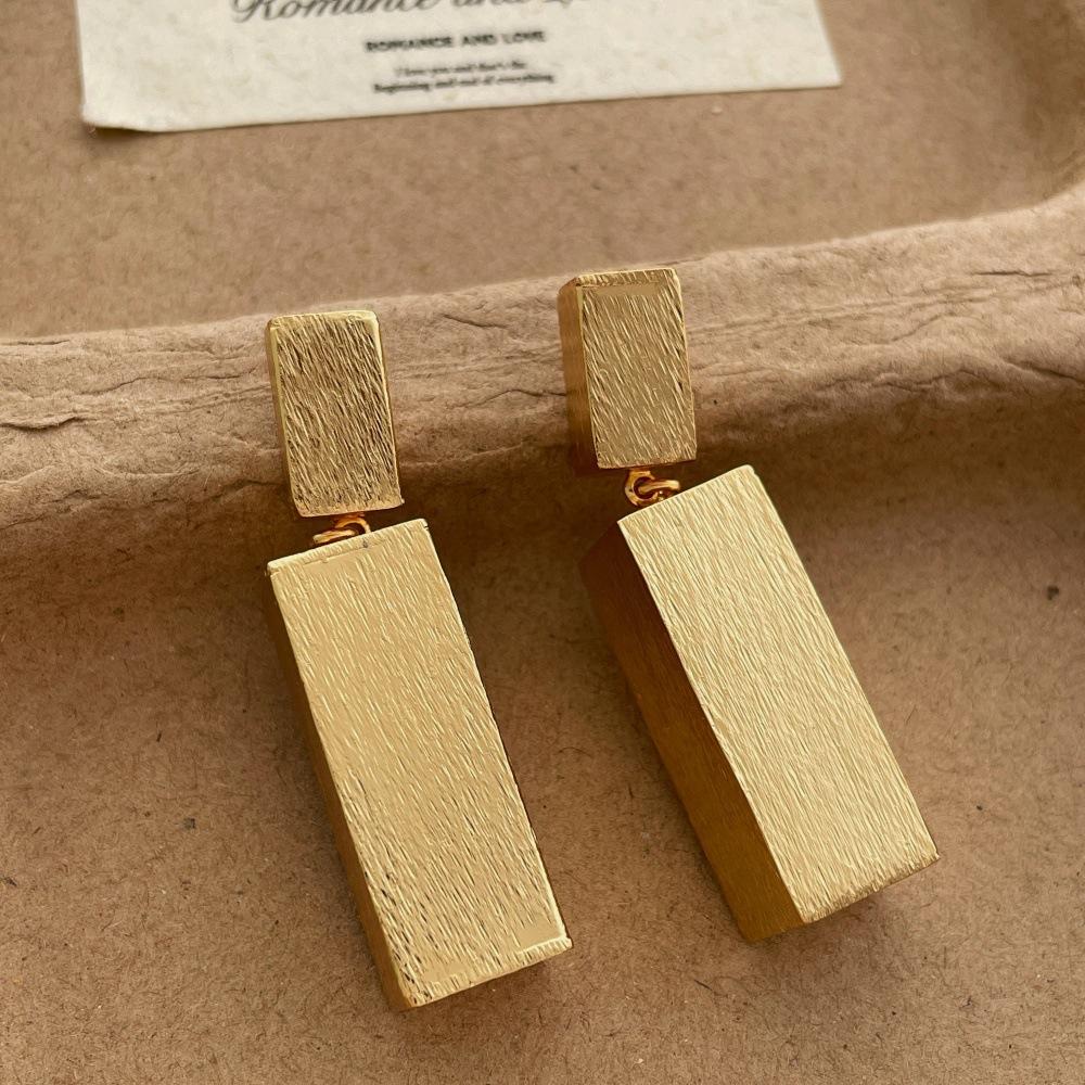 Hip Hop Rock Metallic Square-shaped Three-dimensional Long Dangle Earrings for Women Real Gold Silver Plated Copper Alloy