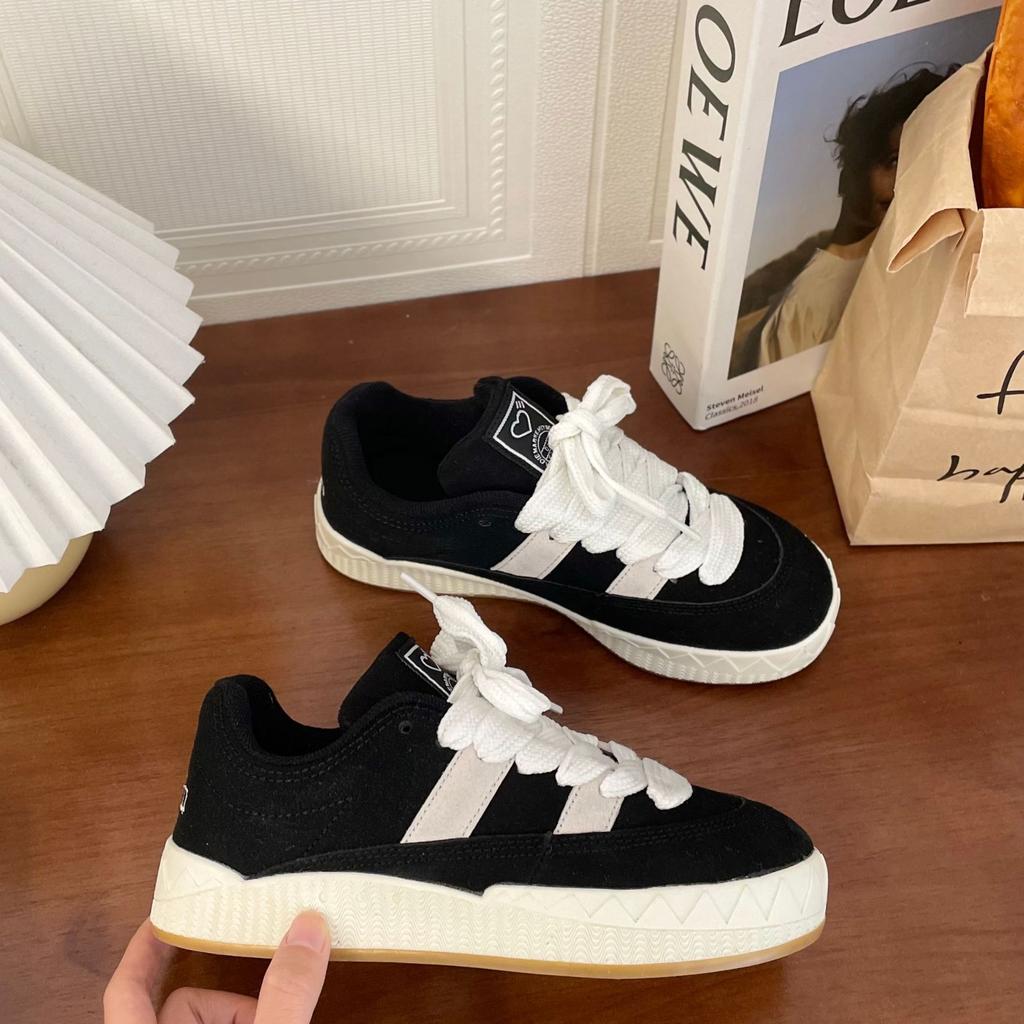 Autumn ins Hong Kong style retro couple bread small black shoes ulzzang student leisure sports skateboard shoes