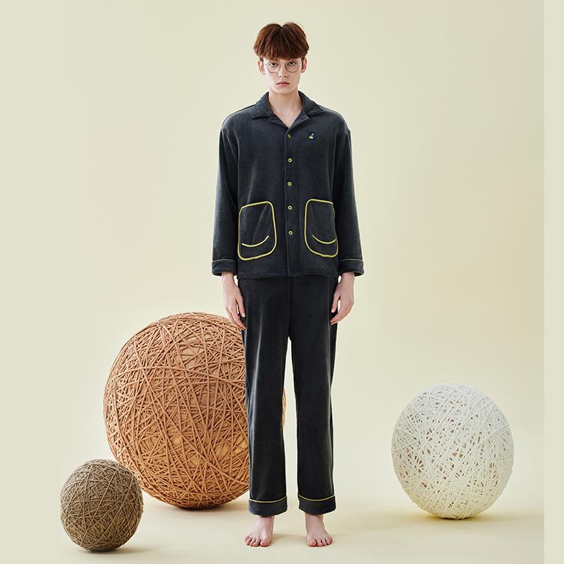 

Reversible Velvet Couple Pajama Set: Cozy Flannel & Fleece for Autumn/Winter Triple Extra Large