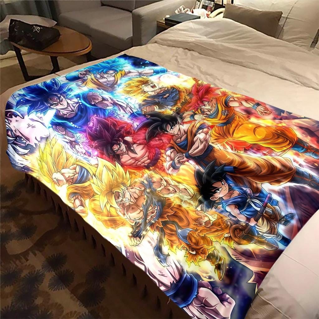 1pz Coperta in Flanella con Stampa Son Goku, Alta Qualità per Tutte le Stagioni, Decorazione per la Casa, Calore e Comfort, Perfetta per Regali di Natale