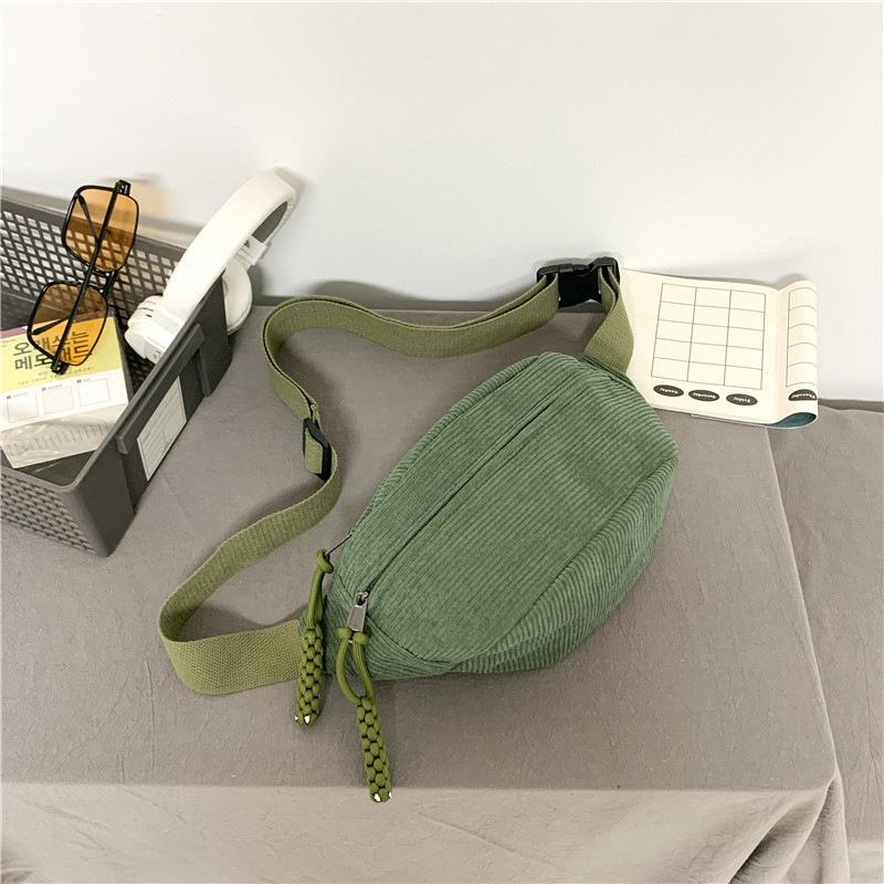 

Corduroy Travel Crossbody Bag New Large Capacity Lightweight Versatile Couple Chest Bag Casual Simple Shoulder B one size fits all зелений