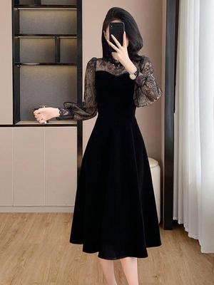 Elegantní sametové šaty se sekvenční krajkou - Podzimní/zimní kolekce