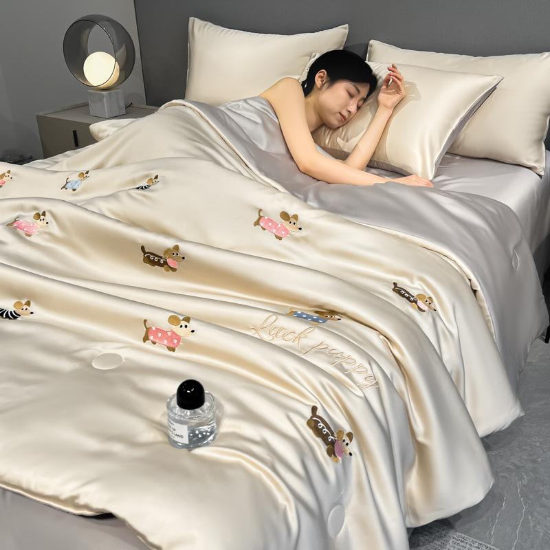 Skin-Friendly Washed Lce Silk Summer Quilt Sets High Quality Embroidered Comforter Bedding Sets Queen Summer Cooling Blanket