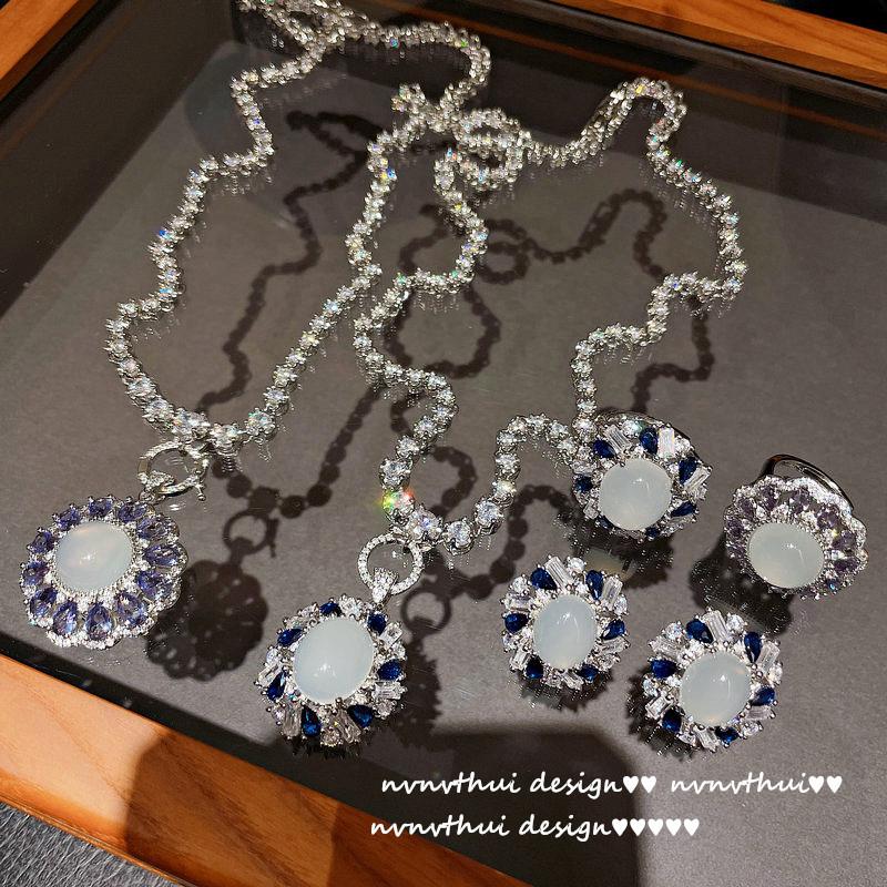 Bright Luminous Deep Sea Sapphire Necklace, 18K Gold-Plated Purple Water Drop Zircon Full Diamond Neck Chain, Ring, Bracelet.