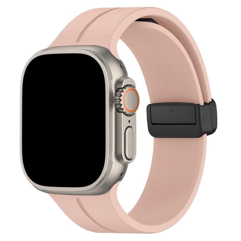 Magnetic Strap For Apple watch ultra band 49mm 45 mm Silicone Bracelet iWatch Series 9 7 8 se 6 5 3 44mm 45mm 40mm 42mm 38mm