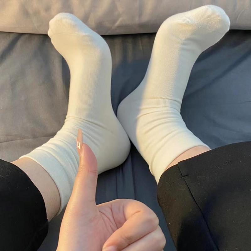 Xiaohongshu Loose Socks Confinement Socks Medium Cotton Socks Summer Thin Trendy Black And White Solid Color Stacked Socks