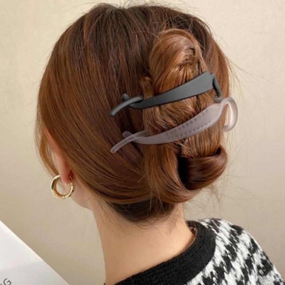 New Arrivals Open Run Matte Gradient Hair Clip Banana Pin
