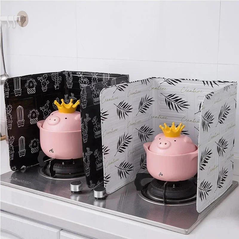 Ochranný plech proti stříkajícímu oleji Skládací kuchyňská ochrana proti stříkání při vaření Odstranění oleje z plynového sporáku Ochrana proti rzi proti sporáku