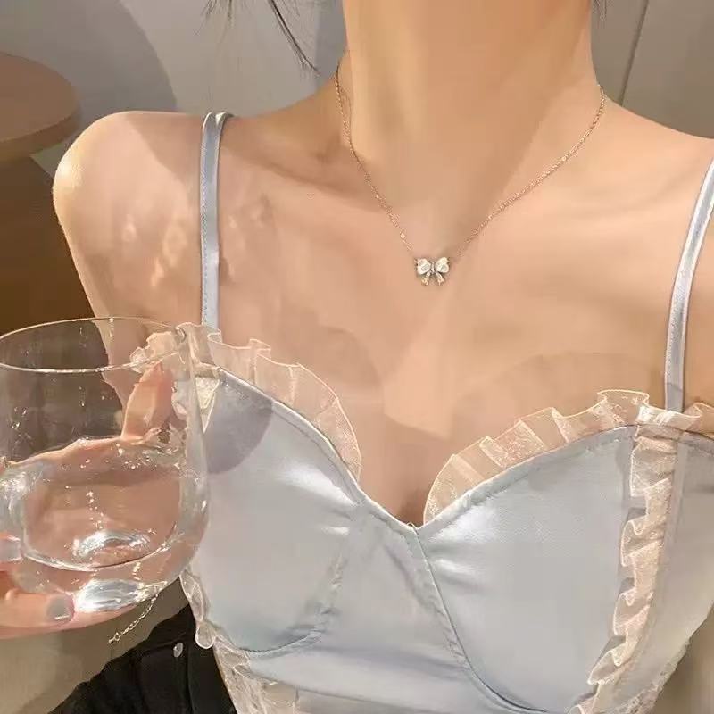 New light luxury creative high-end simple zircon bow necklace small fresh bow women's necklace