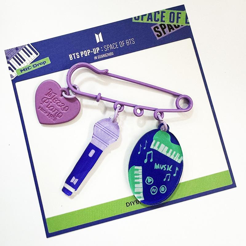 BTS Music Theme Pin Keychain, Purple Acrylic Charm with Mic & Musical Note Pendant, Kpop ARMY Fans Bag Accessory JIN