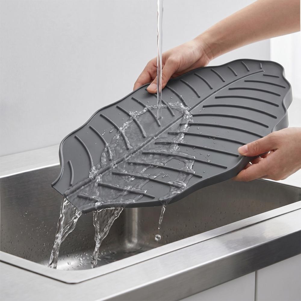 Silicone Leaf Shape Kitchen Dish Draining Mat Non-Slip Pot Holder  Kitchen Utensil