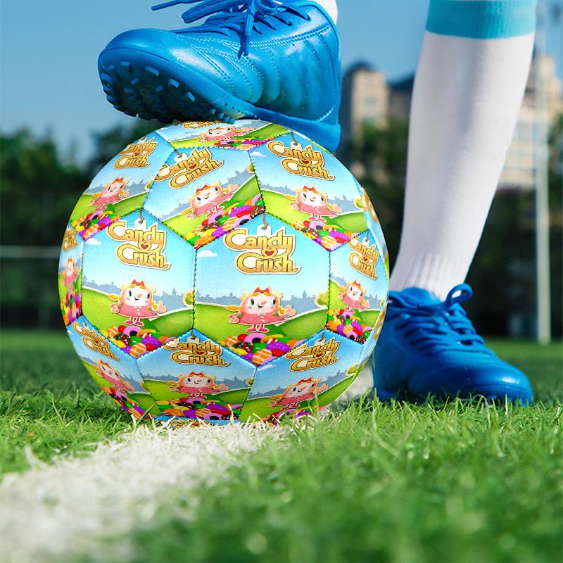 Candy Crush Saga Print Size 5 Soccer Ball, PU Wear Resistant Football for Match Training and Daily Practice, Birthday Gift for Soccer Fans