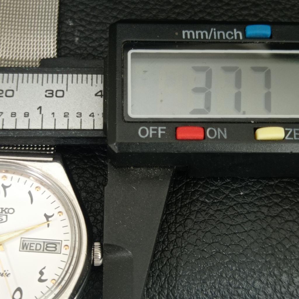 VINTAGE SEIKO 5 AUTOMATIC 6309A JAPAN MENS WHITE COLOR DIAL WATCH A705533-1