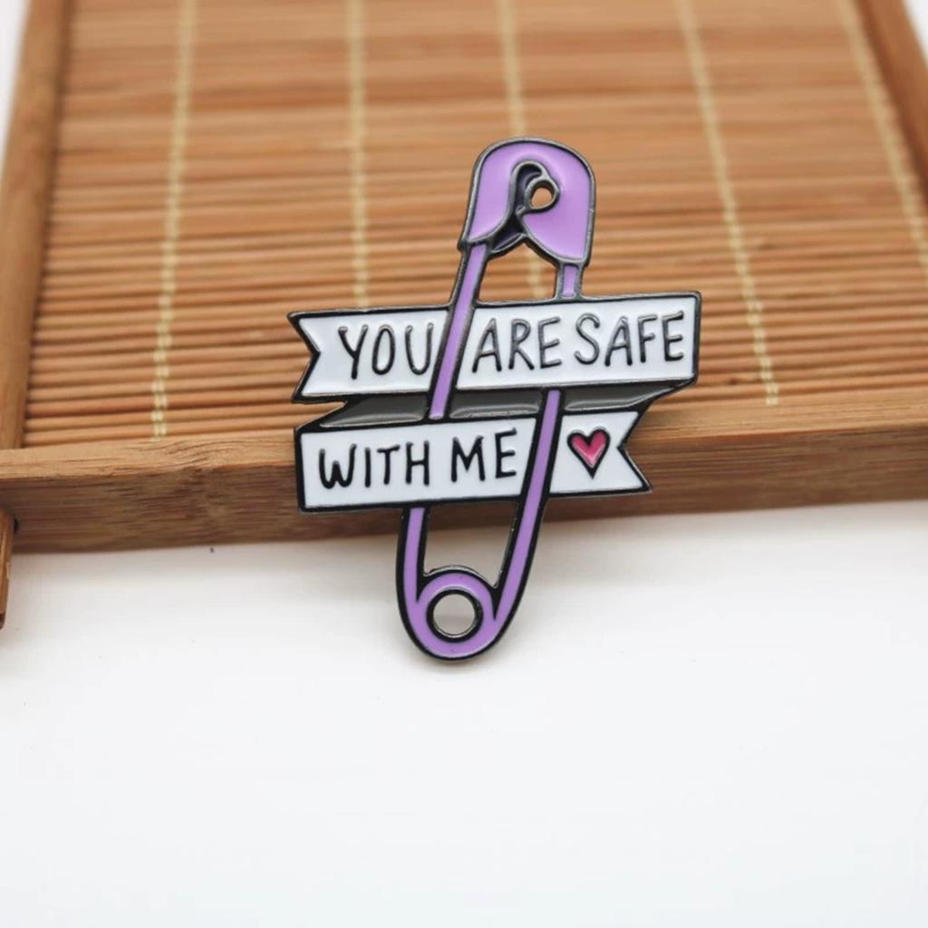 LGBT Rainbow Pride Enamel Pins You Are Safe With Me Round Brooches Lapel Badge Jewelry Gifts For Gay Lesbian Homosex Friends