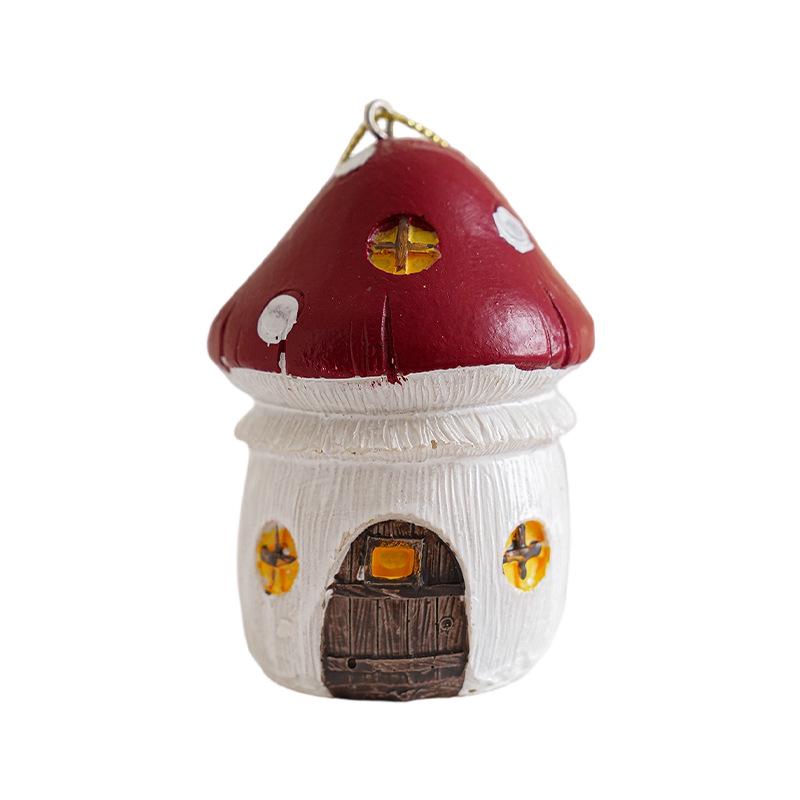 Mini Garden Mushroom Pinecone Christmas House Resin Ornament for Courtyard Bonsai and Flower Pot Decoration
