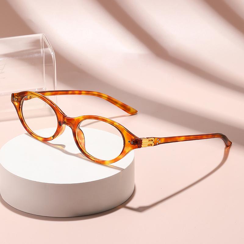 Retro Oval Bookworm Reading Glasses High-End And Fashionable Single Light Reading Glasses 6106