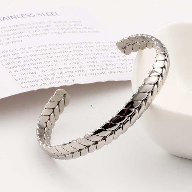 Stainless Steel Wheat Ear Open Bracelet - Fashionable Textured Summer Titanium Couple Jewelry