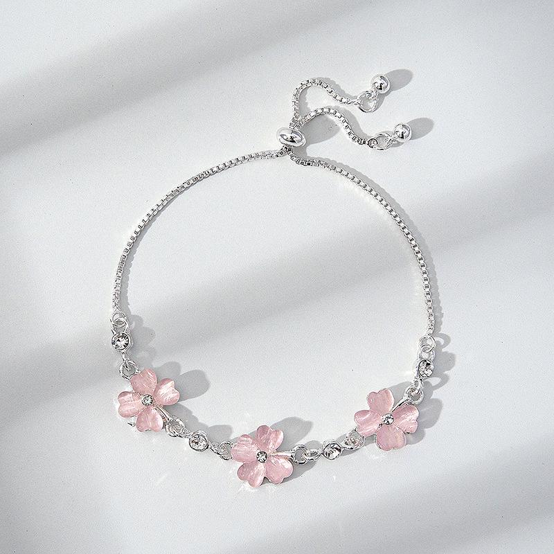 Lucky Four-Leaf Clover Adjustable Green Cat's Eye Bracelet for Women (Mori Style)